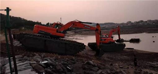 民強(qiáng)水陸兩用挖掘機(jī)出租 洪湖市大沙優(yōu)質(zhì)推薦商家，助力高效施工